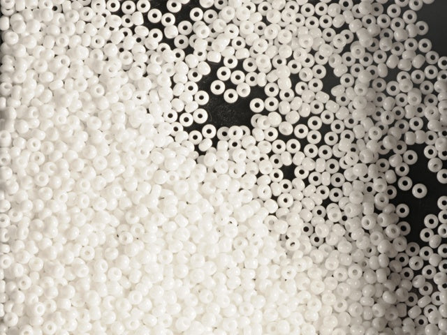 Wholesale (1kg / 500g) Preciosa Ornela Seed Beads Coated, Round Hole, Mat, Loose, Chalkwhite (03050), Glass, Czech Republic, OUTLET