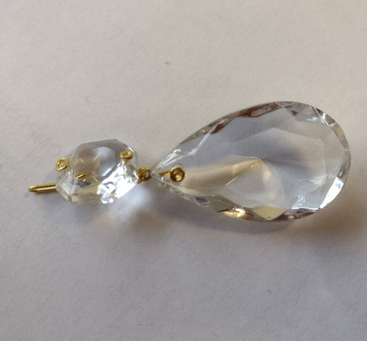 Kronleuchter-Anhängerbesatz in Tropfenform mit kleinem achteckigen Kristall, kristallklar, tschechisches böhmisches Glas