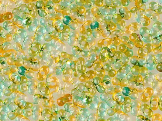 1 公斤 Preciosa Ornela 三角形，三角形孔，散装，混合（4m004），玻璃，捷克共和国，奥特莱斯