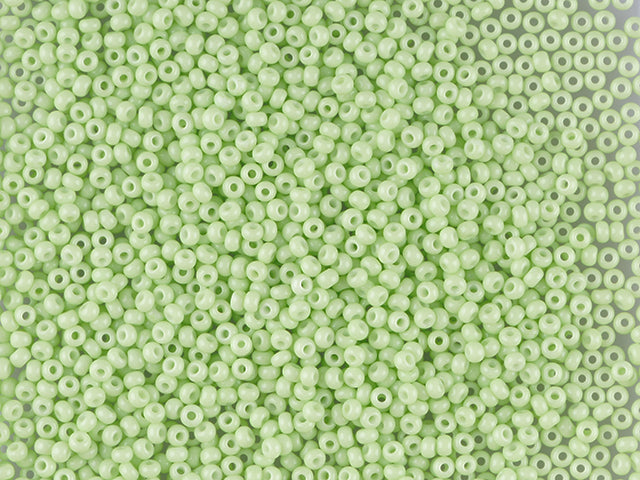 1 kg Preciosa Ornela Seed Beads Coated, Round Hole, Loose, Green 2 Dyed Chalkwhite (03154), Glass, Czech Republic, OUTLET