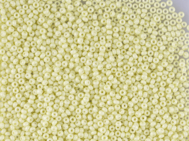 1 kg プレシオサ オルネラ シードビーズ コーティング 丸穴 ばら売り グリーン 1 染色チョークホワイト (03251) ガラス チェコ共和国 アウトレット