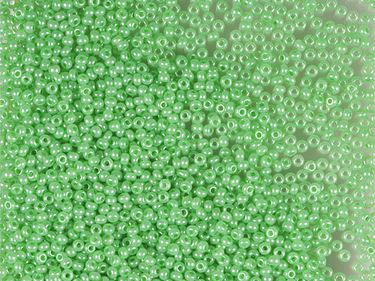 1 kg プレシオサ オルネラ シードビーズ コーティング 丸穴 ばら売り セイロングリーン (17356) ガラス チェコ共和国 アウトレット