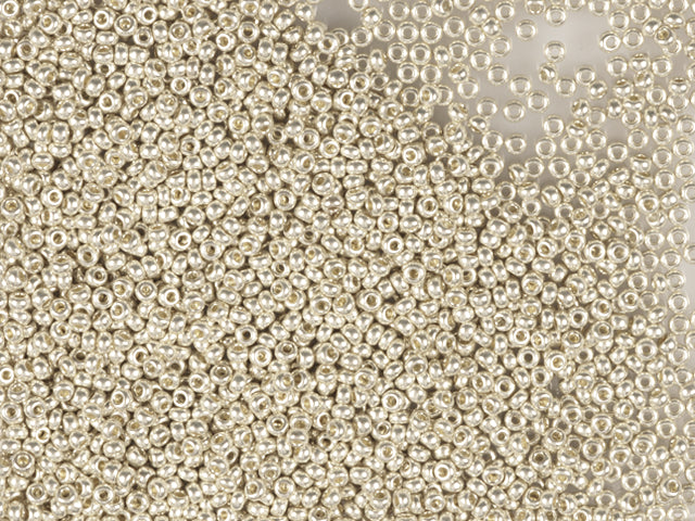 1 千克 Preciosa Ornela 种子珠涂层，圆孔，散装，米色金属染色水晶 (18503)，玻璃，捷克共和国，OUTLET