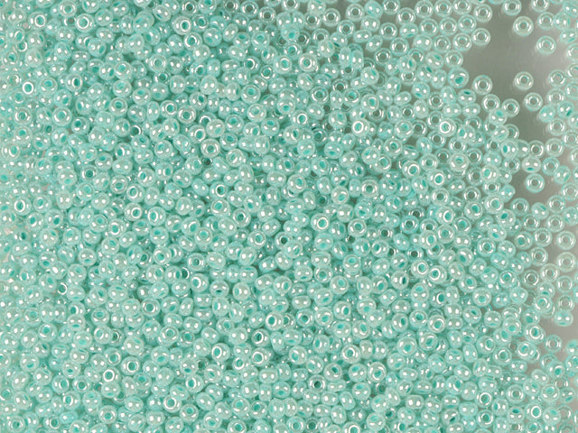 Wholesale (1kg / 500g) Preciosa Ornela Seed Beads Coated, Round Hole, Loose, Ceylon Green (37358), Glass, Czech Republic, OUTLET