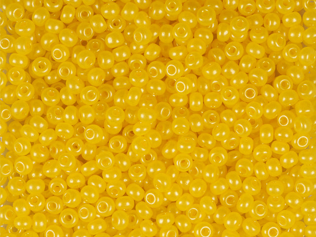 1 kg プレシオサ オルネラ シードビーズ コーティング ラウンドホール ルース イエローテラパール染めアラバスター (17986) ガラス チェコ共和国 アウトレット