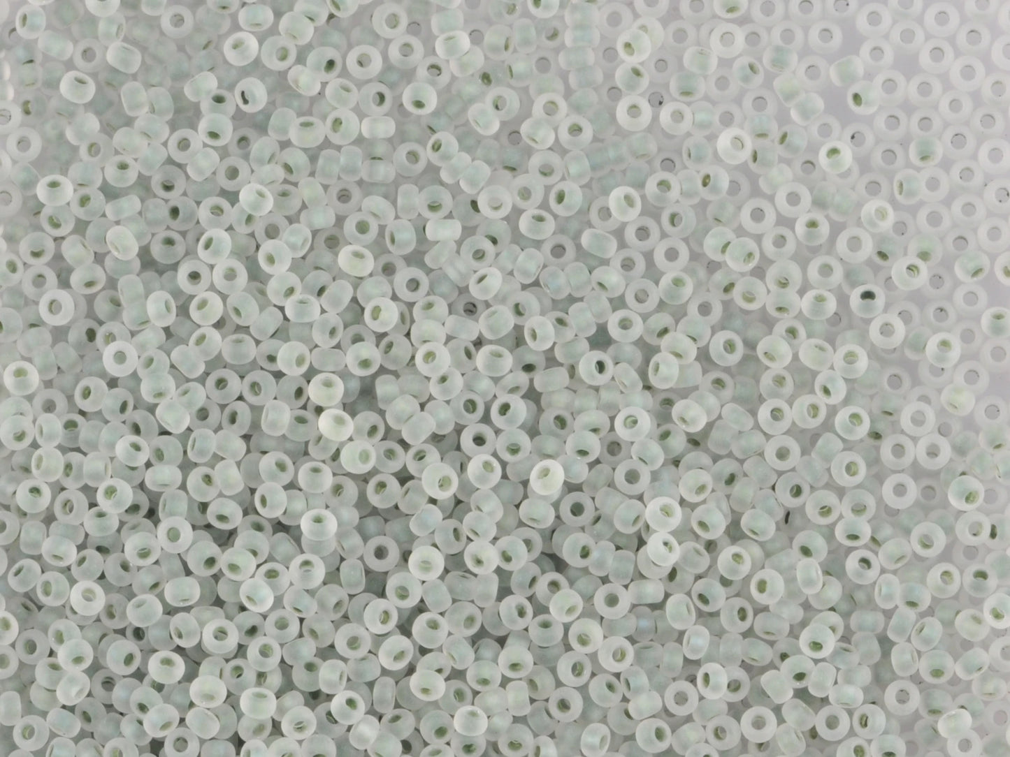 1 kg プレシオサ オルネラ シードビーズ コーティング 丸穴 マット ルース ク​​リスタル 裏地付き グリーン (38359) ガラス チェコ共和国 アウトレット