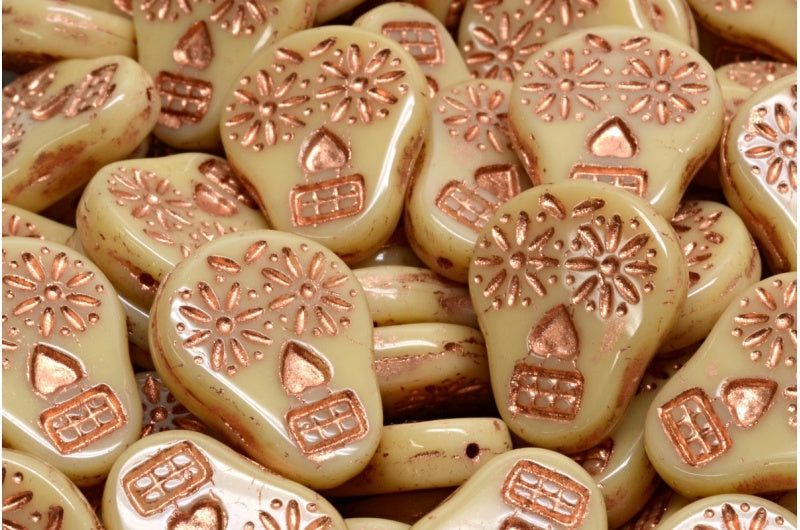 OUTLET 10 grams Sugar Skull Beads, 20 x 16 mm, Beige Copper Lined (13020-54318), Glass, Czech Republic