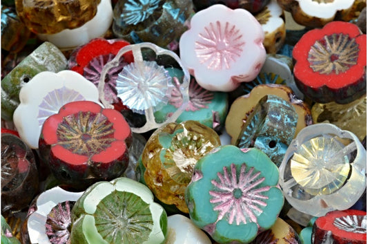 OUTLET 10 grams Table Cut Hawaii Flower Beads, 14 x 14 mm, Mixed Colors (00001-mix), Glass, Czech Republic
