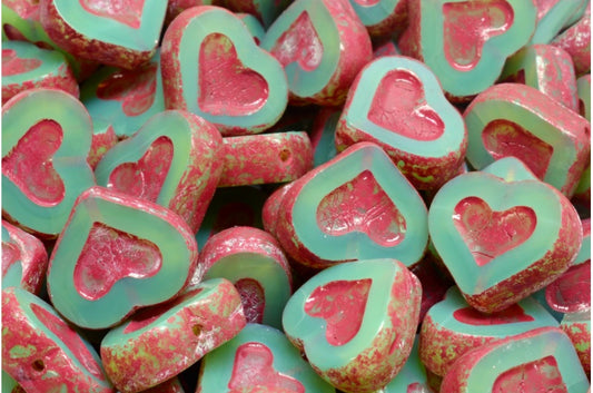 OUTLET 10 grams Table Cut Heart Beads, 14 x 12 mm, Green (51111-04314), Glass, Czech Republic