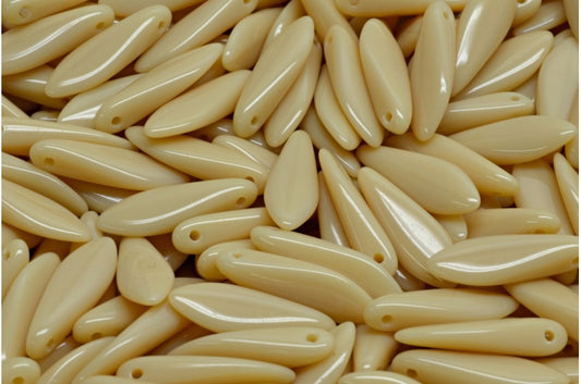 ダガービーズ、不透明ベージュ（13010）、ガラス、チェコ共和国