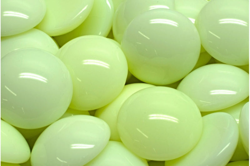 OUTLET 10 grams Cabochon Beads, 18 x 18 mm, Pale Yellow (88400), Glass, Czech Republic