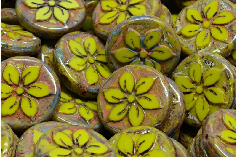 OUTLET 10 grams Table Cut Coin Flower Beads, 18 x 18 mm, Opaque Green Travertin (53400-86800), Glass, Czech Republic