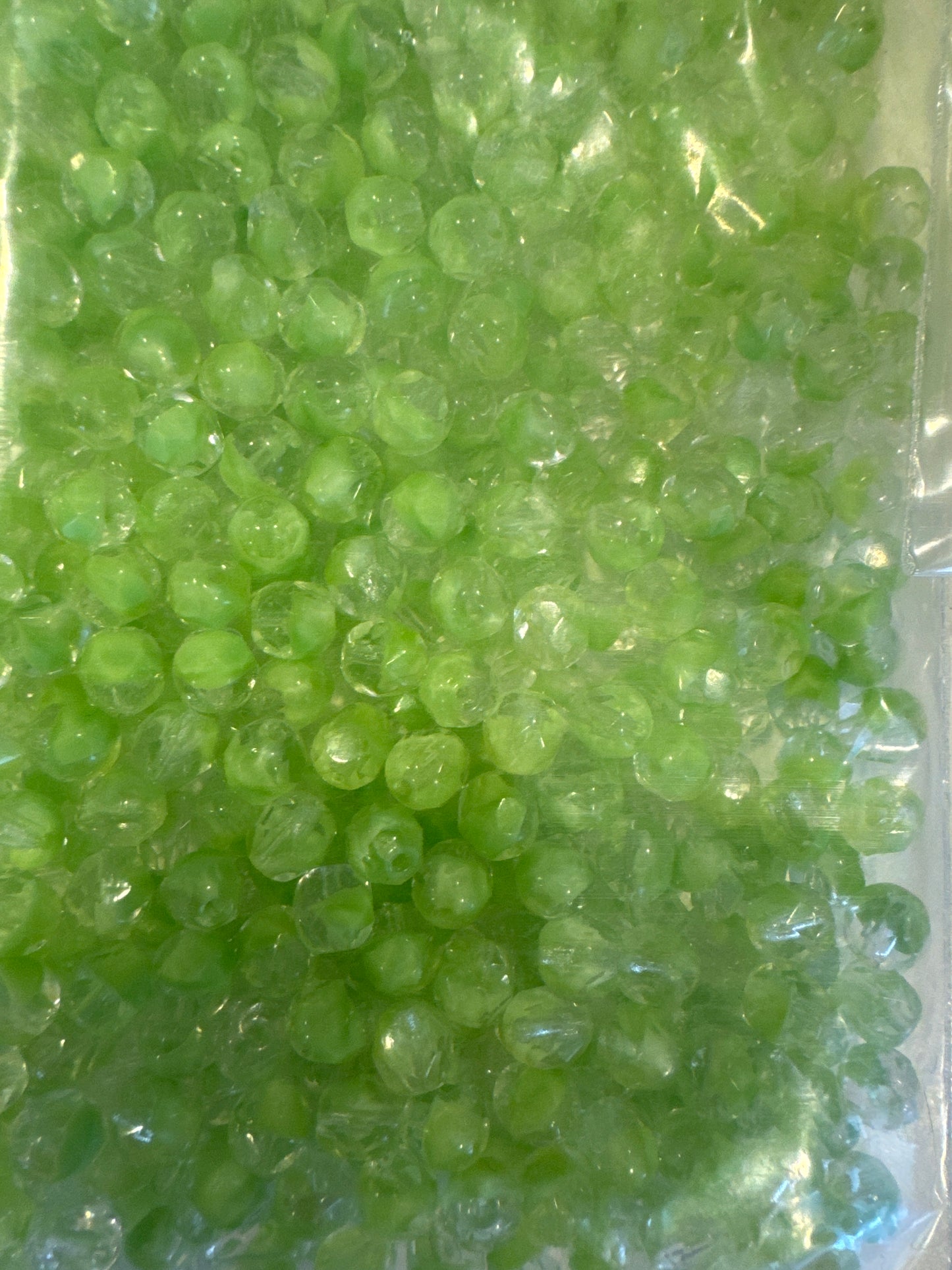 アウトレット 250g ラウンドファセットファセットファイアポリッシュビーズ、不透明グリーン（56018）、ガラス、チェコ共和国