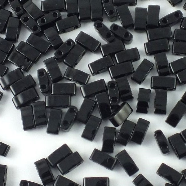 ミユキティラ/ハーフティラ/クォーターティラ 2穴ビーズ 不透明ジェット (HTL401) ガラス製 日本製