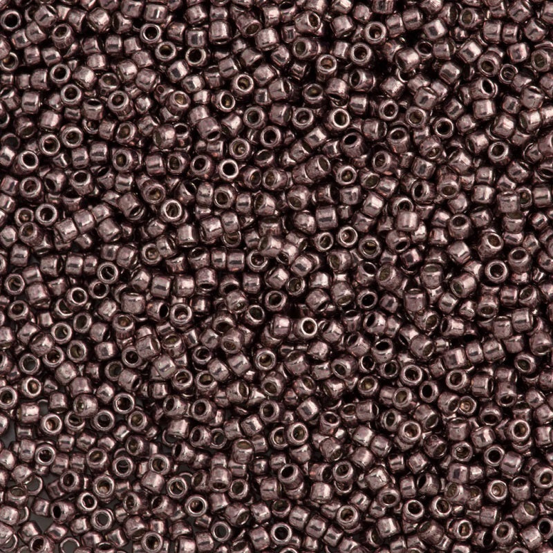 TOHO Round Seed Beads Rocailles, Galvanized Mauve (# 556), Glass, Japan