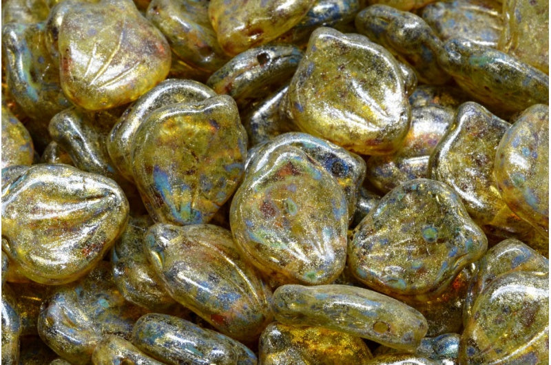 出口 10 克牡丹花瓣珠透明绿色洞石 34302 (50500-86800-34302)，玻璃，捷克共和国