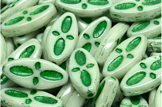 Ovale Schiffsaugenperlen, weiß glänzend grün, voll beschichtet, grün gefüttert (02010-14457-54315), Glas, Tschechische Republik