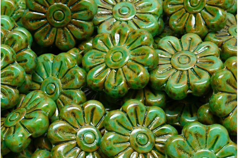 OUTLET 10 grams Daisy Flower Bead, 18 x 18 mm, R0611 Travertin Light Turquoise (R0611-86800-34309), Glass, Czech Republic