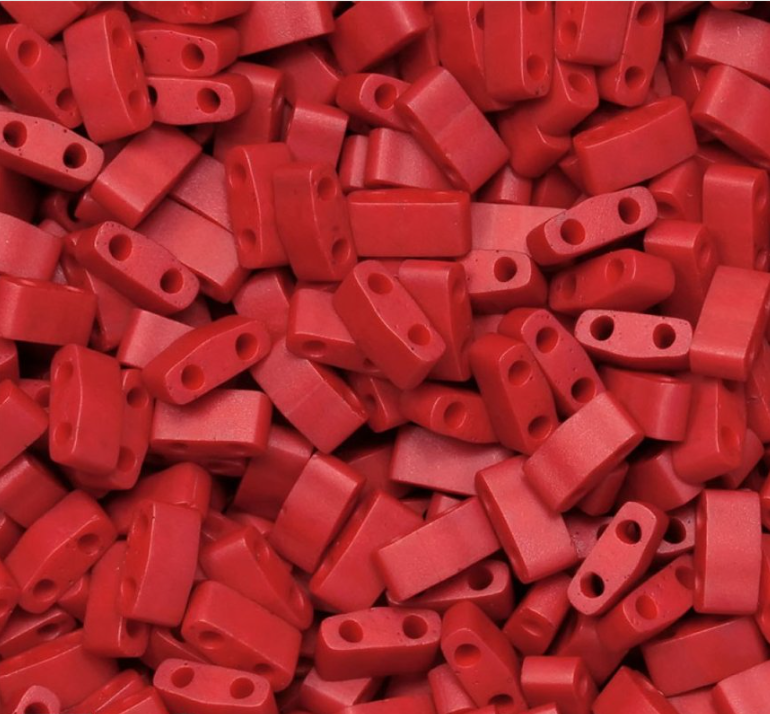 ミユキ ティラ/ハーフティラ/クォーターティラ 2穴ビーズ 不透明ダークレッドマットAB (HTL408FR) ガラス製 日本製