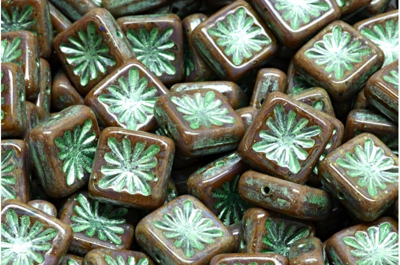方形猕猴桃珠，不透明紫水晶石灰华 54322 (23030-86800-54322)，玻璃，捷克共和国