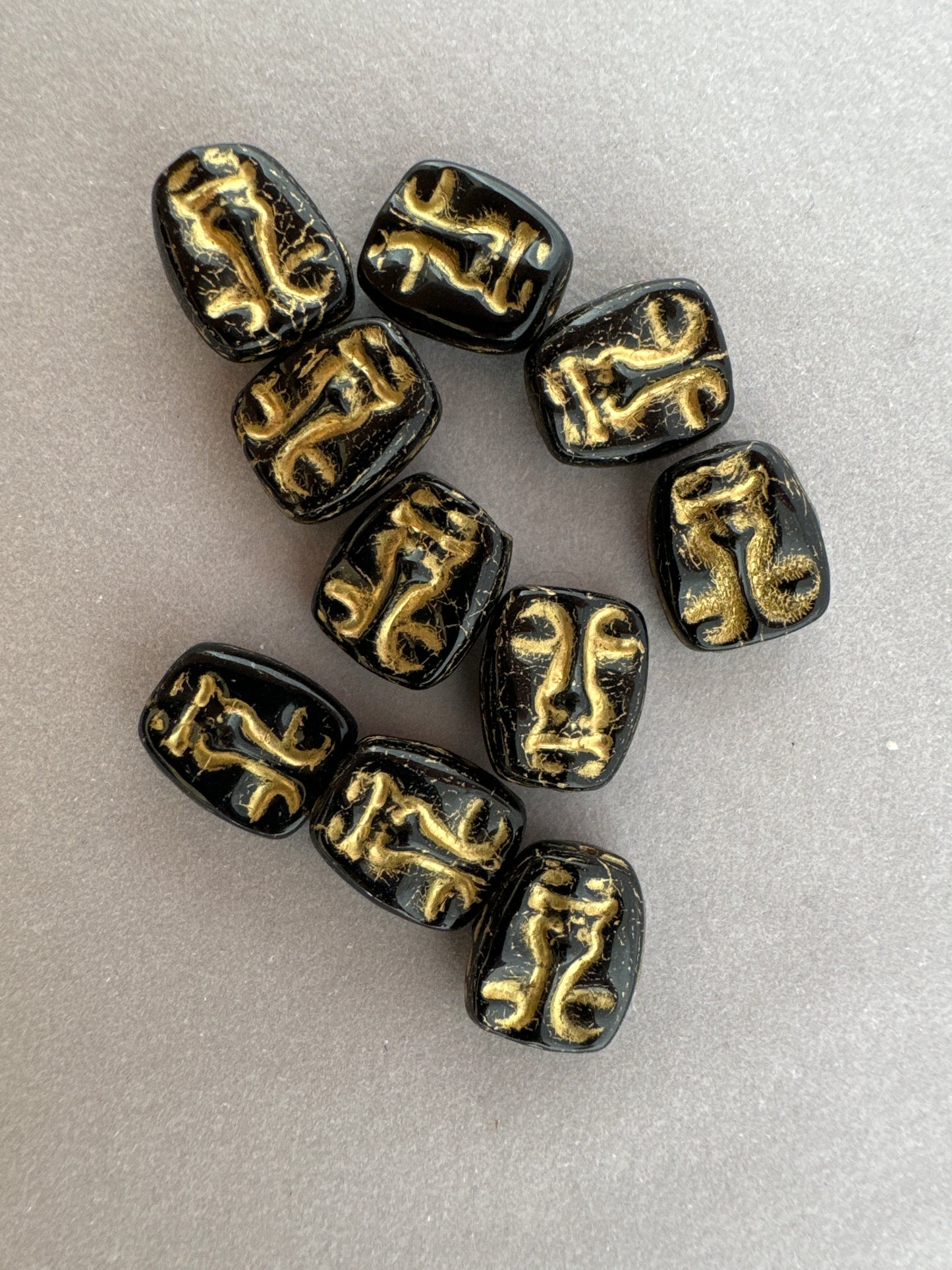 OUTLET 10 grams Totem Face Beads, 14 x 10 mm, Black Silver Lined (23980-54201), Glass, Czech Republic