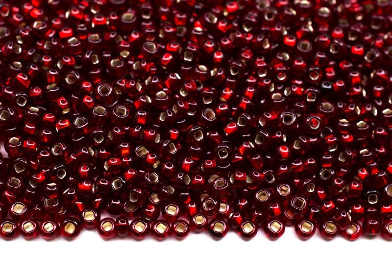OUTLET 10 grams Preciosa Ornela Seed Beads, Round Hole, Loose, 6/0, Red Silver Lined (97090), Glass, Czech Republic