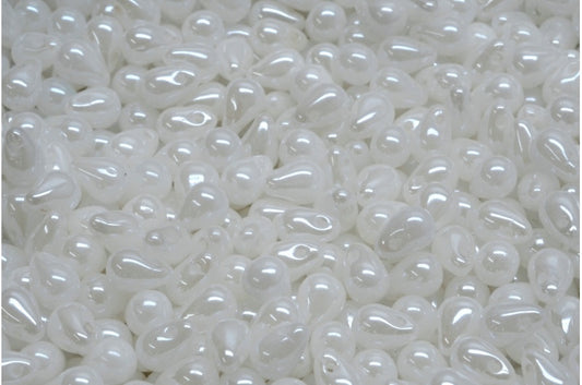 OUTLET 10 grams Drop Beads, 4 x 6 mm, Chalk White Rainbow Iris (03000-21402), Glass, Czech Republic