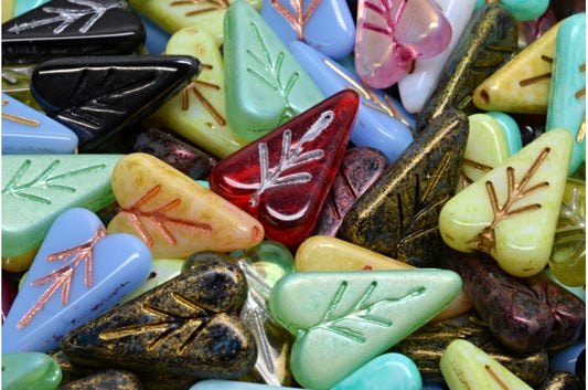 奥特莱斯 10 克心形叶珠，16 x 11 毫米，混合 (00001-mix1)，玻璃，捷克共和国