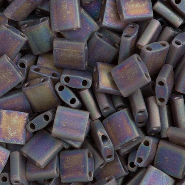 Miyuki Tila / Half Tila / Quater Tila 双孔珠，哑光透明 RootBeer AB (TL0135FR)，玻璃，日本