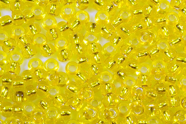 Round Preciosa Ornela Rocailles Seed Beads, Transp. Yellow Amber, Silver Lined (87010), Glass, Czech Republic