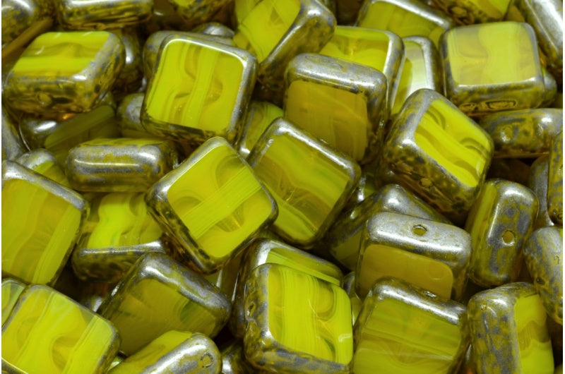 桌切方形珠，蛋白石黄银溅射（81210-86790），玻璃，捷克共和国