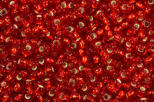 Round Preciosa Ornela Rocailles Seed Beads, Transp. Red, Silver Lined (97070), Glass, Czech Republic