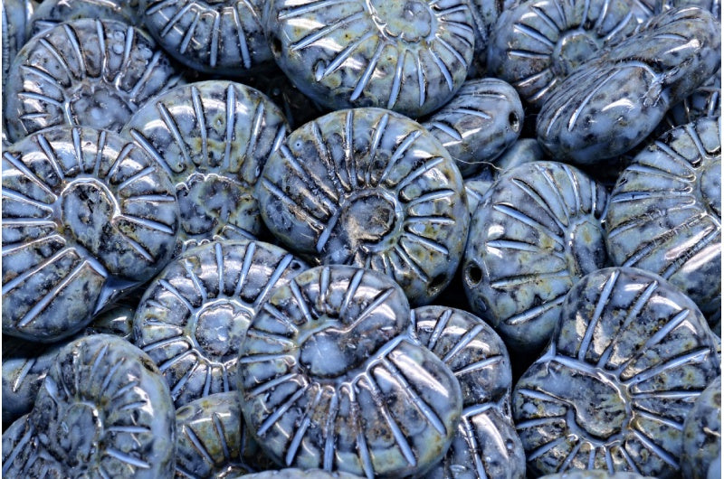 奥特莱斯 10克贝壳珠，17 x 13毫米，黑色石灰华蓝色斑点（23980-86800-33308），玻璃，捷克共和国