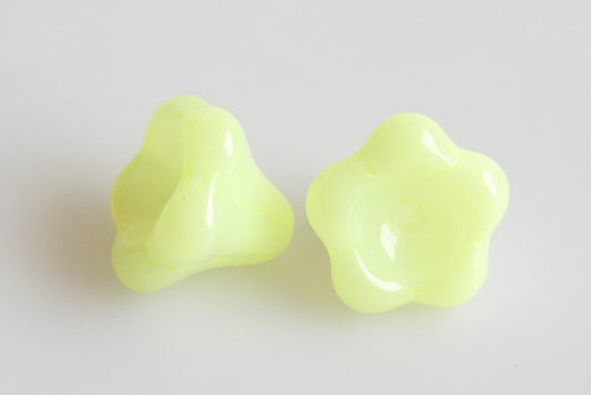 Bell Flower Beads, Chalk White 10001 (03000-10001), Glass, Czech Republic