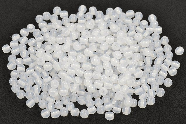 ラウンドドラックビーズ、オパールホワイト（01000）、ガラス、チェコ共和国