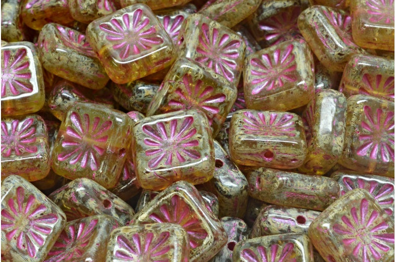 方形奇异果珠，透明绿色洞石粉色内衬（50220-86800-43807），玻璃，捷克共和国