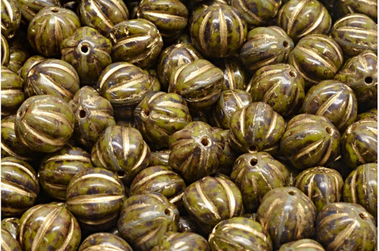 メロンビーズ、不透明グリーントラバーチン、金箔入り（53410-86800-54302）、ガラス、チェコ共和国