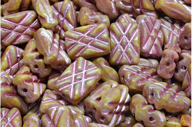 设计精美的矩形珠子，灰色洞石粉色内衬（83500-86800-54321），玻璃，捷克共和国