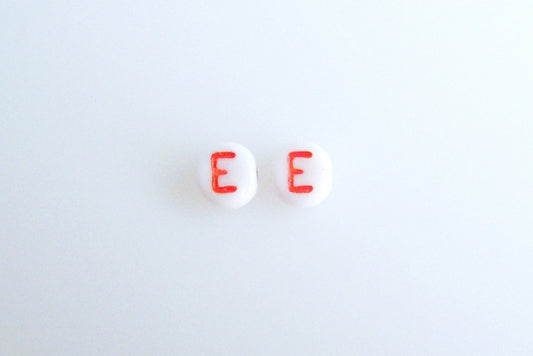 文字ビーズ、チョークホワイト 46497 E (03000-46497-E)、ガラス、チェコ共和国