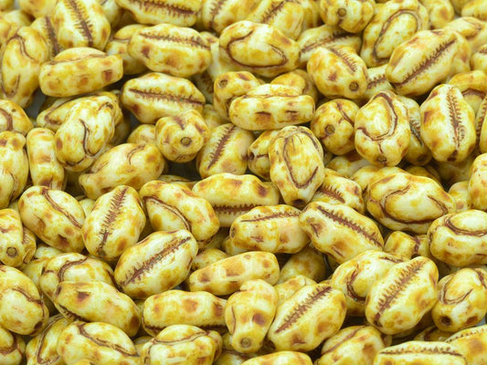 奥特莱斯 10克贝壳珠，13 x 8毫米，石灰华白垩 (03000-86800)，玻璃，捷克共和国