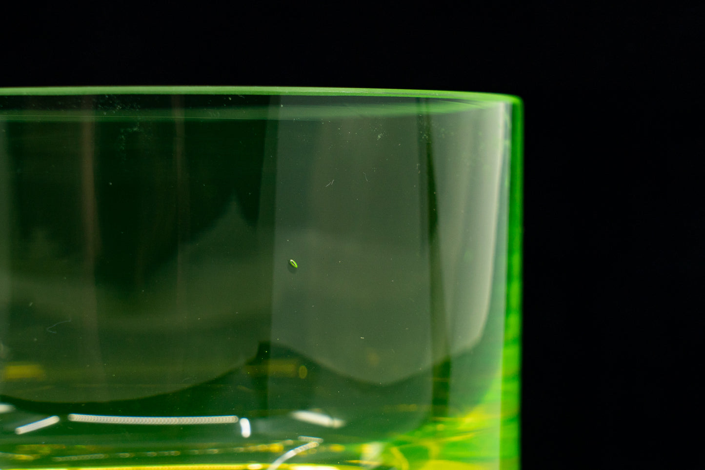 铀玻璃餐具（紫外线下发光） - 捷克产带小气泡威士忌酒杯（特价）