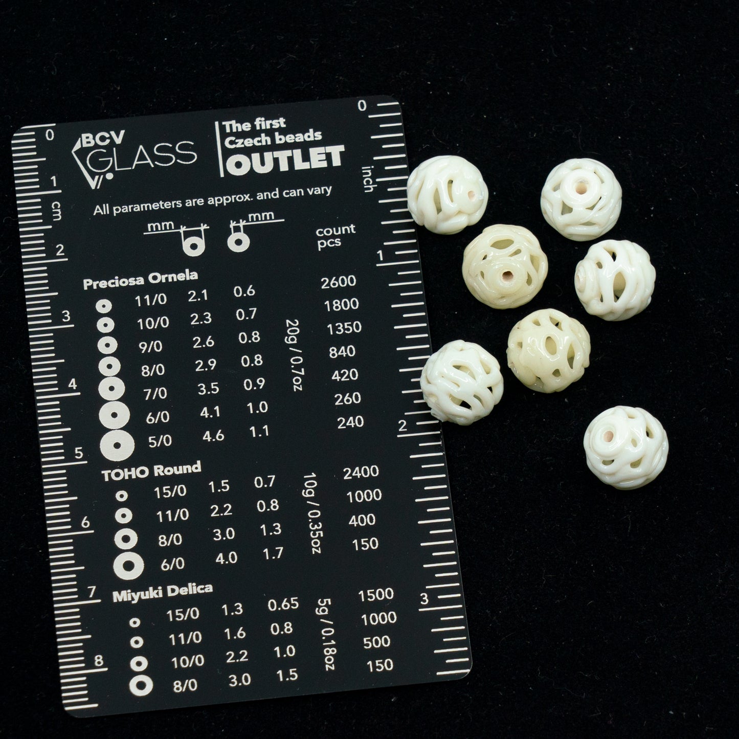 VINTAGE OUTLET 1 pc Lampwork LACE handmade Round Beads, 10 x 10 mm, White Uranium, Glass, Czech Republic, Antique