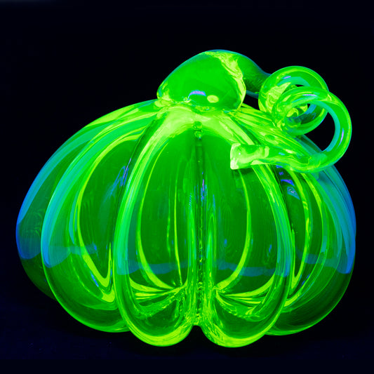 URANIUM Full Yellow Glass Statuette - Pumpkin - Glow Under UV light