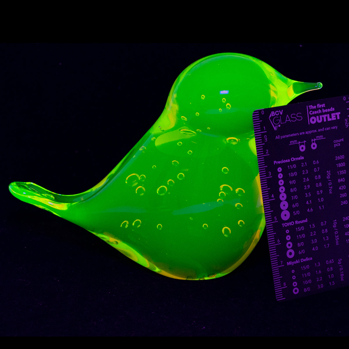 YELLOW Uranium Glass Statuette - BIRD Unique Piece Art Glass