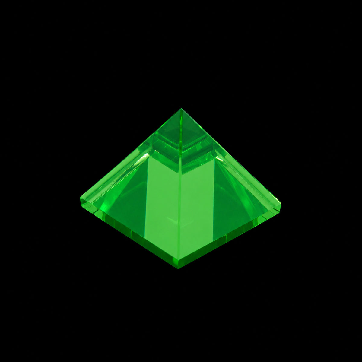 1 pc Uranium Polished Pyramid (small 30mm), Color 3 - Green Transparent, Glass, Czech Republic, OUTLET