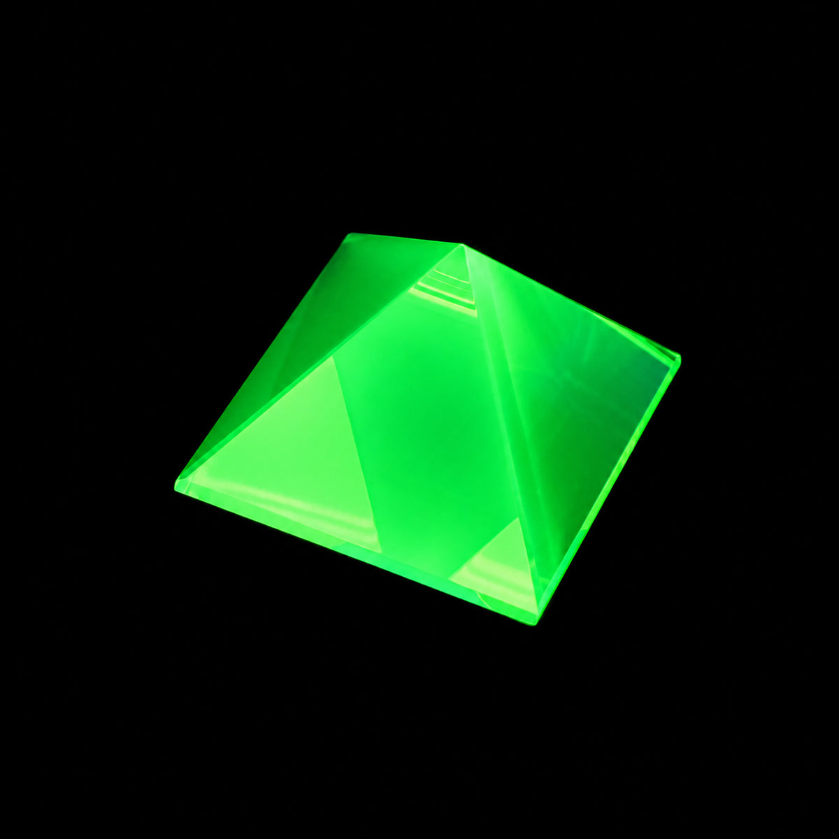 1 pc Uranium Polished Pyramid (small 30mm), Color 5 - Yellow Transparent, Glass, Czech Republic, OUTLET