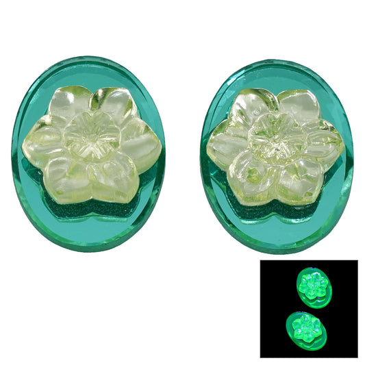 OUTLET 1 pcs Handmade Oval Cameo With Flower, 30 x 22 mm, Cameo Uran Yellow F + Green F, Glass, Czech Republiс