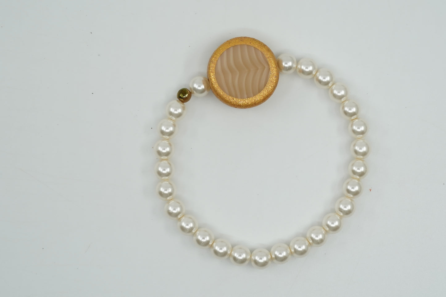 Flat Round Coin Beads, Silky Beige Fresca Gold (2x Side), Glass, Czech Republic