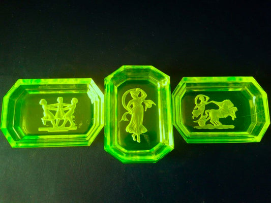 铀玻璃餐具（紫外线下发光，无需热水） - 光滑啤酒玻璃，捷克共和国