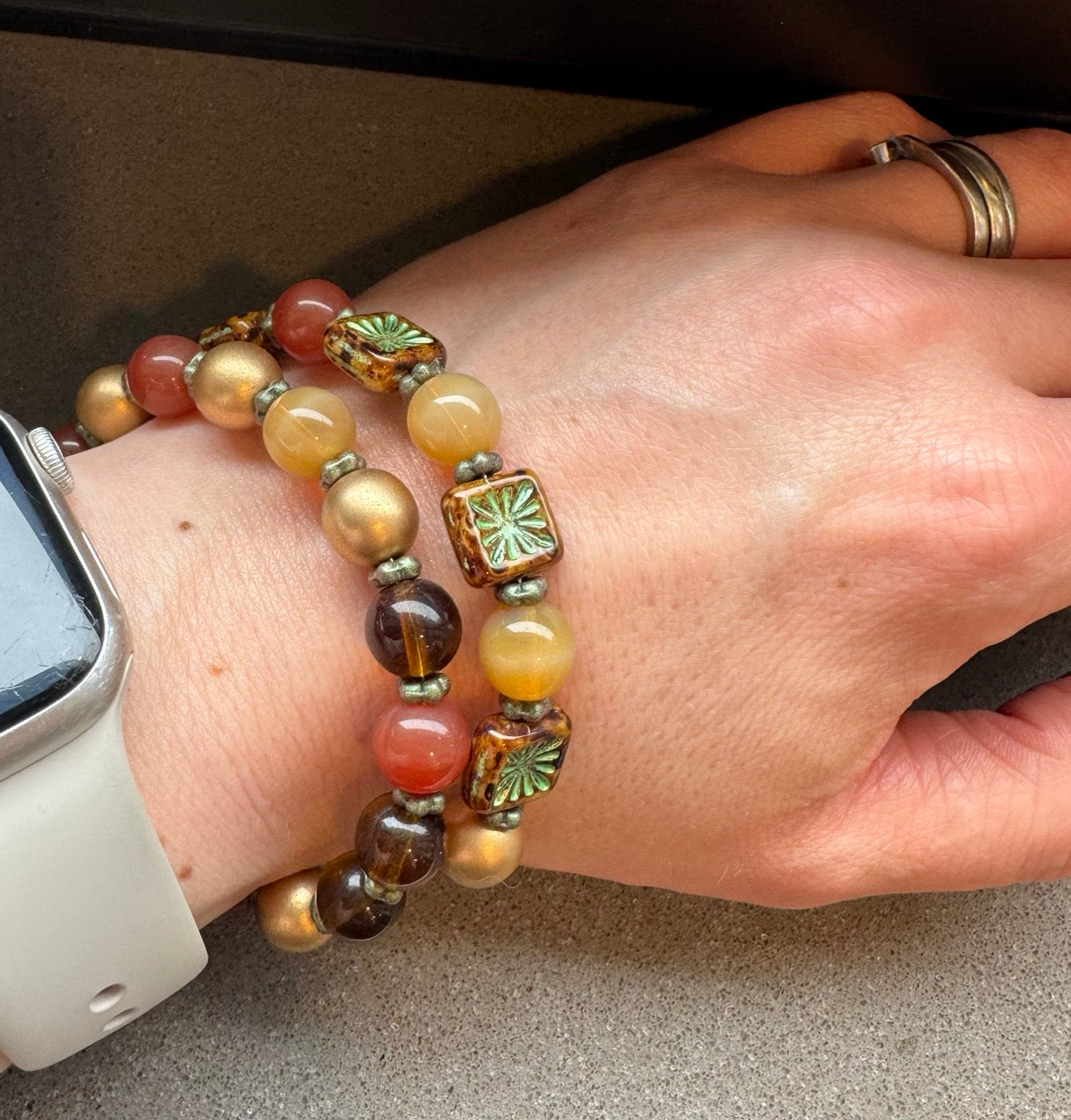 OUTLET 250g/50g Round Druck Beads, 12 x 12 mm, Brown Mixed Colors (brown-mix), Glass, Czech Republic